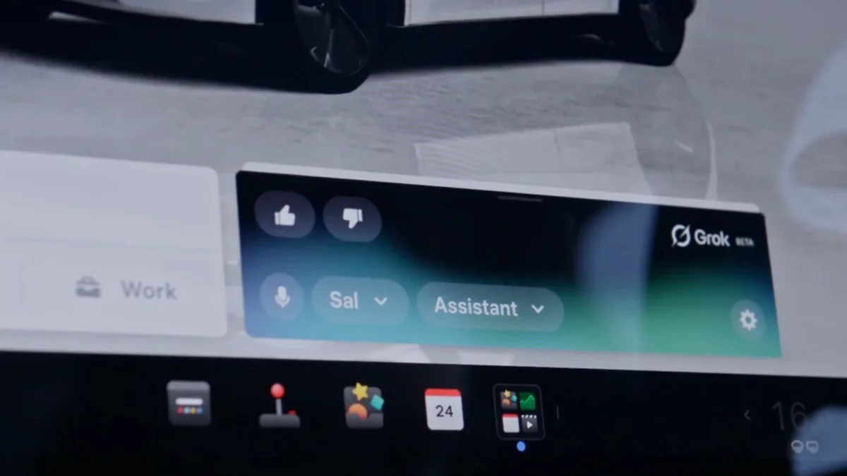 Image accompanying “Tesla’s manual adds texting to Grok’s Assistant mode”